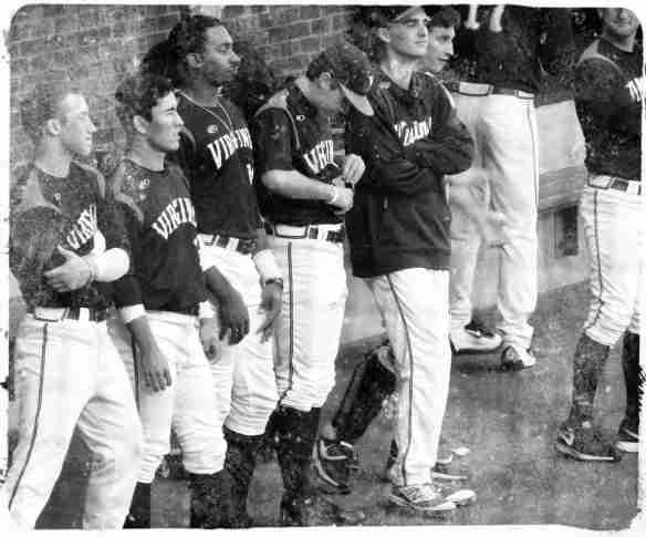 uva-blue-orange-in-the-dugout-2016